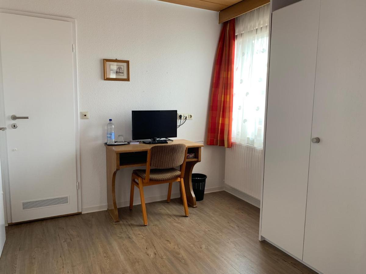 Gasthof Zum Baeren Asperg Exteriör bild